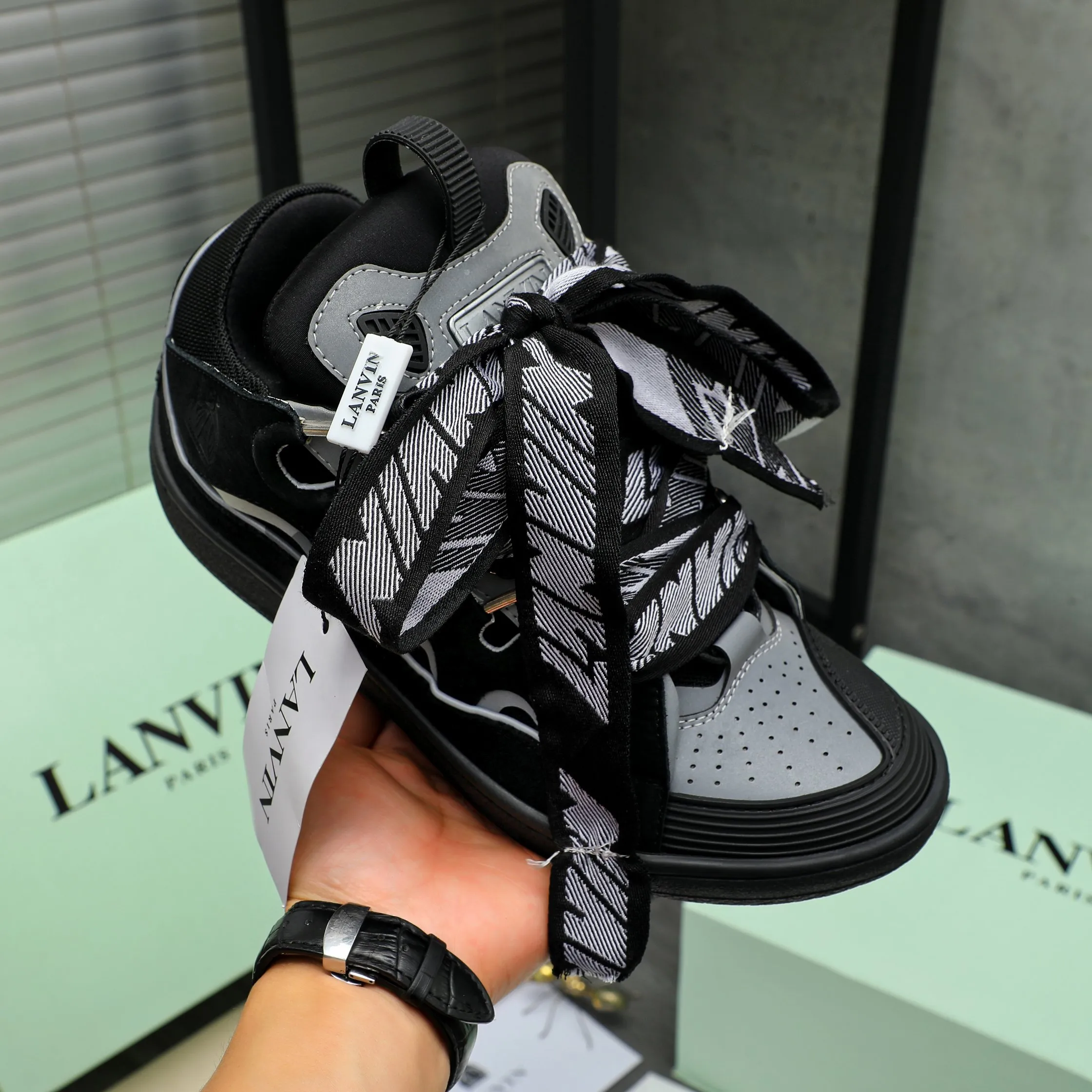 Men's shoes 💰740 [Lanvin] Lanvin high-end quality original casual shoes for couples - Upper: imported frosted cowhide stitched with breathable mesh - Lining: Lycra elastic lining - Outsole: original rubber outsole - Super high quality control·Fine workmanship: highlighted (high-end·luxury·grade) -Size: 36-45 (45 can be customized)